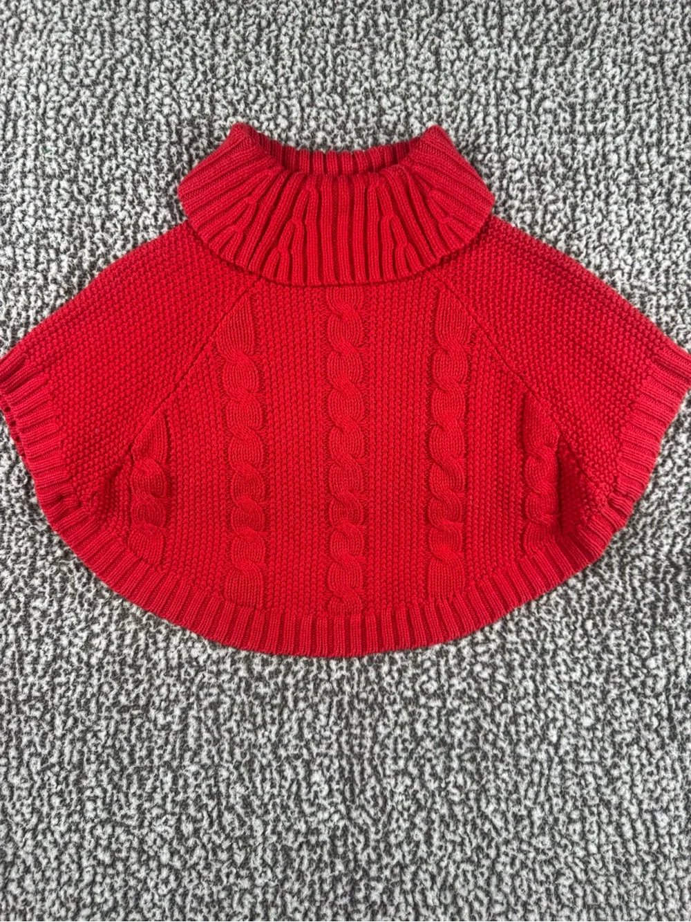Carter’s Cable-Knit Turtleneck Poncho Sweater Girl’s 3t/3A. Back to School.